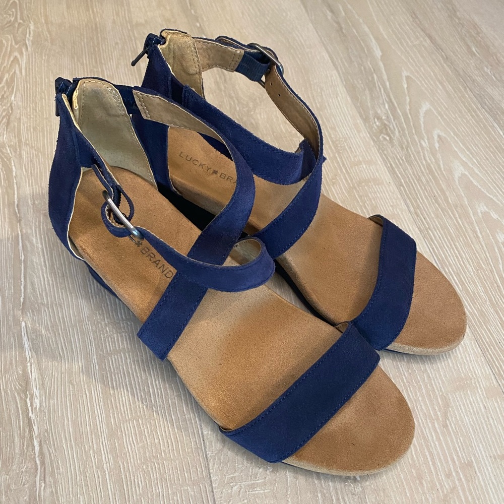 LUCKY BRAND Kenadee Blue Suede Wedge Sandals - Size 7